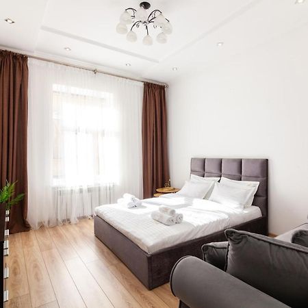 Avangard Liberty Avenue Apart Лвив Екстериор снимка