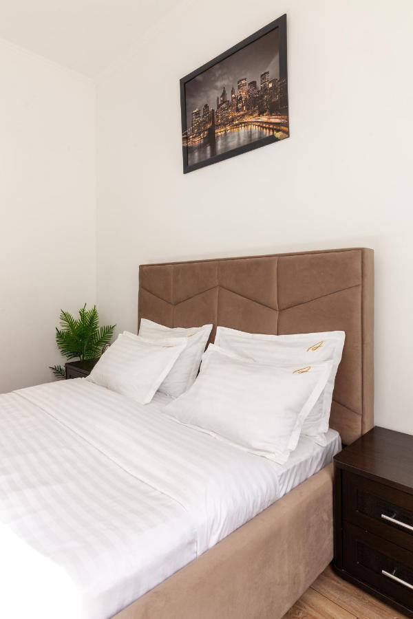 Avangard Liberty Avenue Apart Лвив Екстериор снимка