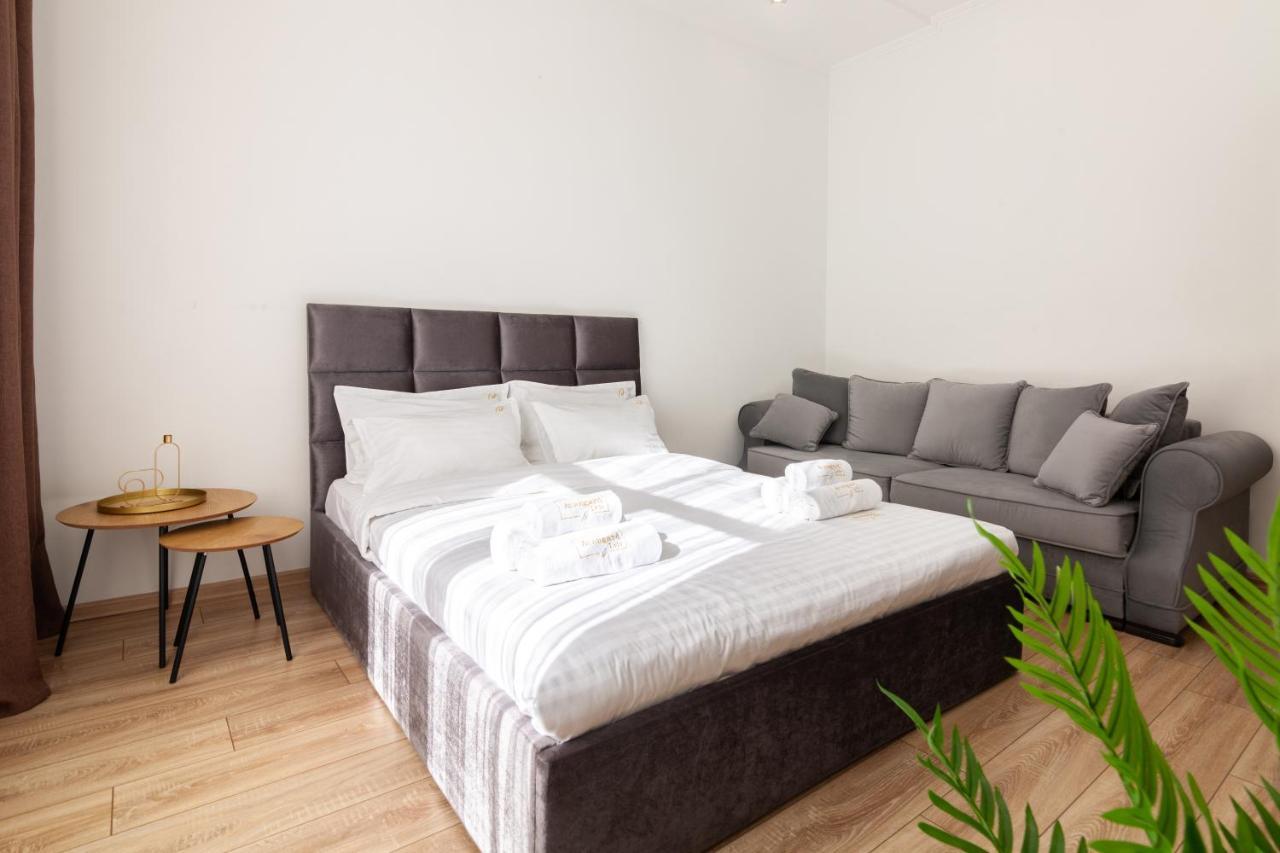 Avangard Liberty Avenue Apart Лвив Екстериор снимка